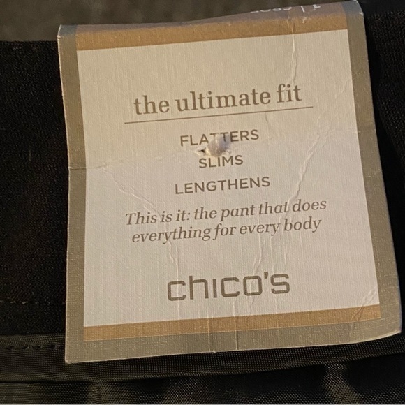 Chico’s Pants Women’s 1 Black Magquie Crop Trousers Flatters Slims Lengthens NWT - Picture 5 of 14